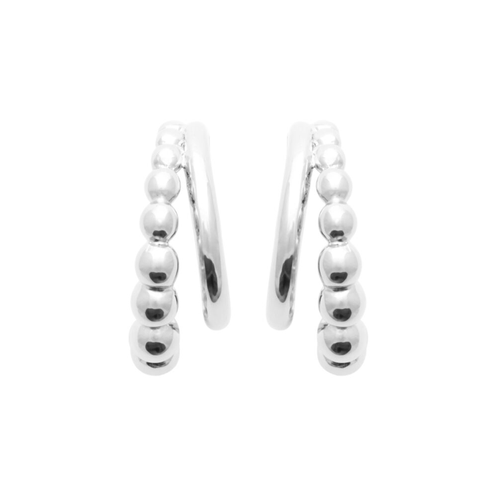 creoles-perles-argent-sobriete-modernite