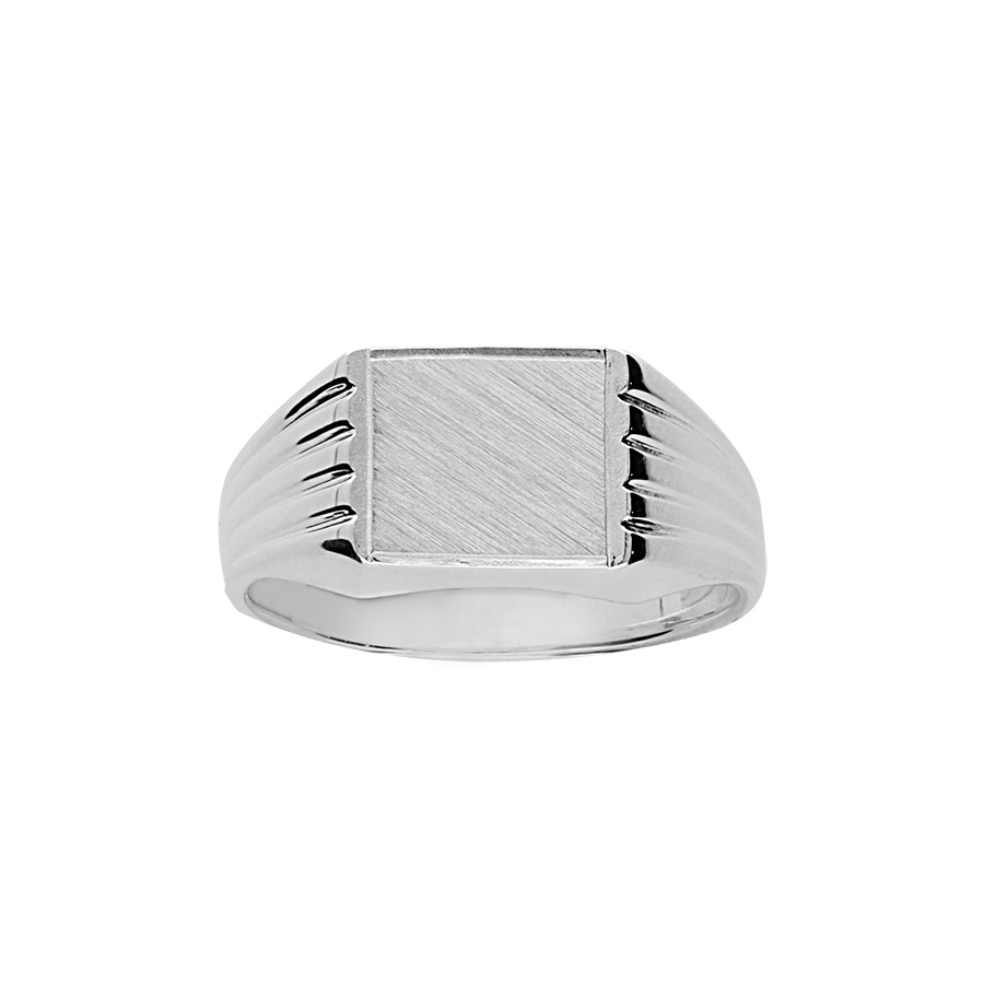 chevaliere-homme-argent-striee-elegance-graphique