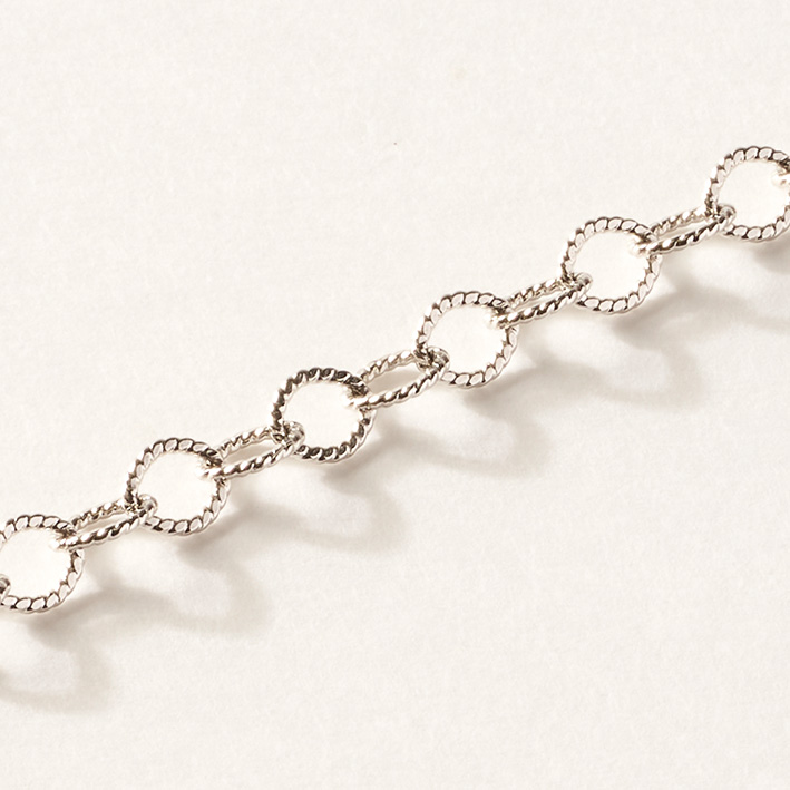 bracelet-chaine-cercle-elegance-argentee-aimia