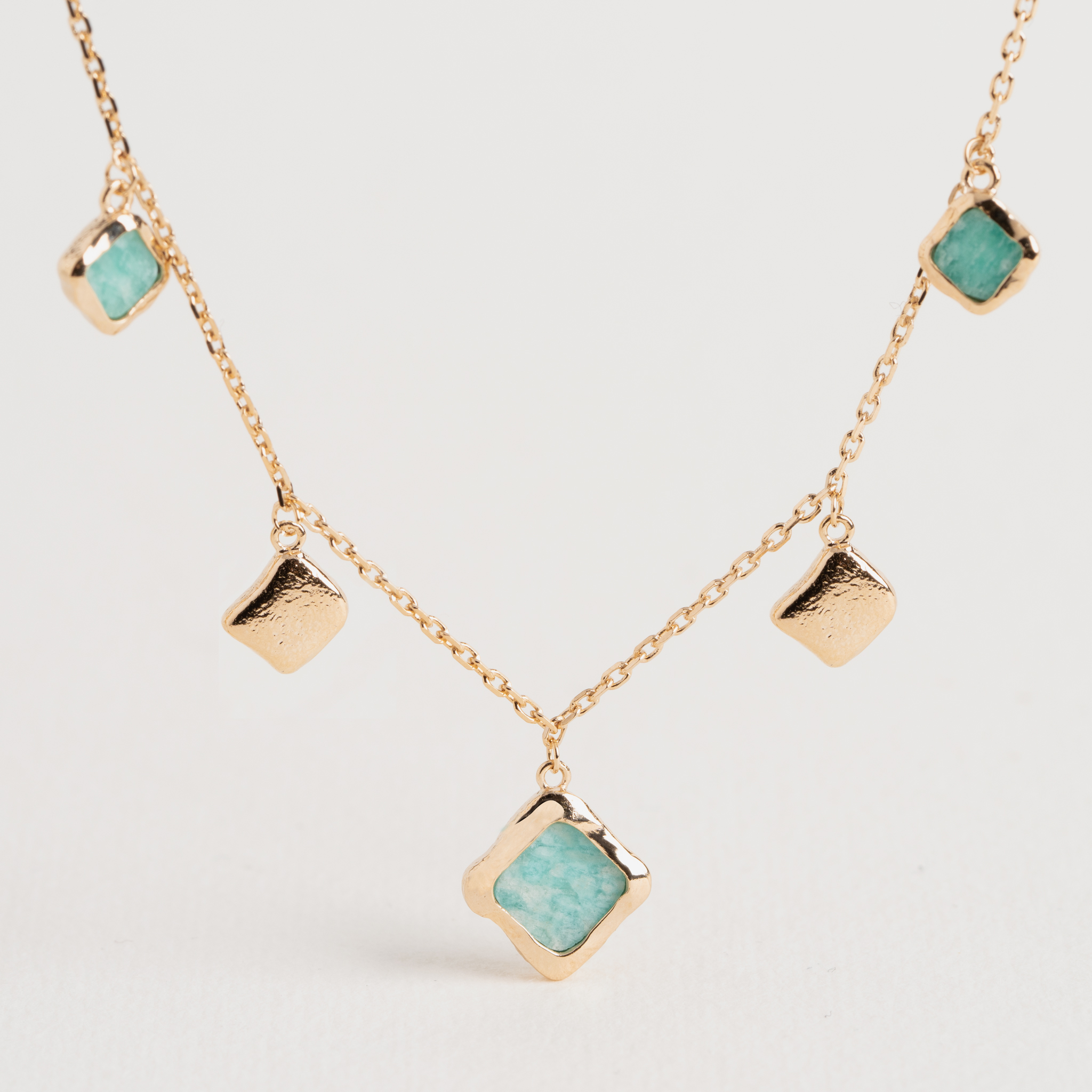 Collier Emma Plaqué or 18 carats et pierre d’amazonite