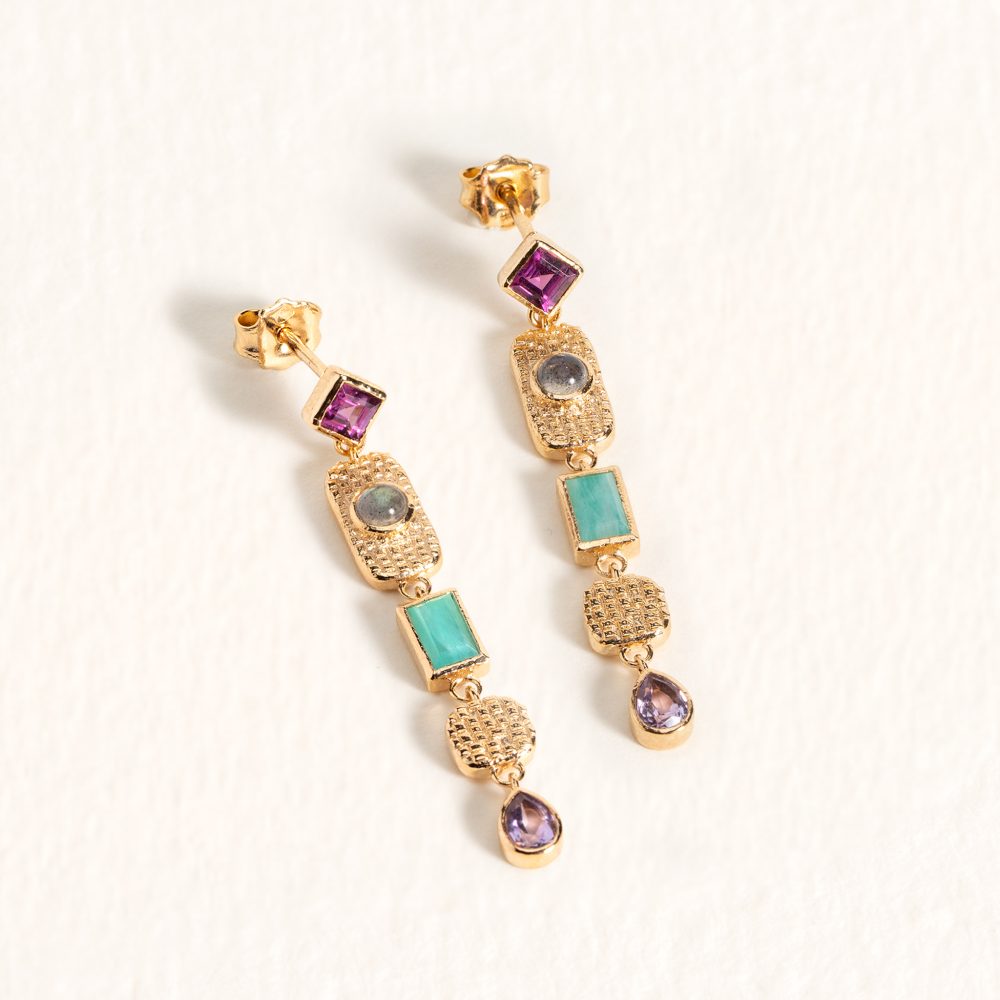 boucles-doreilles-leora-plaque-or-18-carats-pierres-fines-multicolores